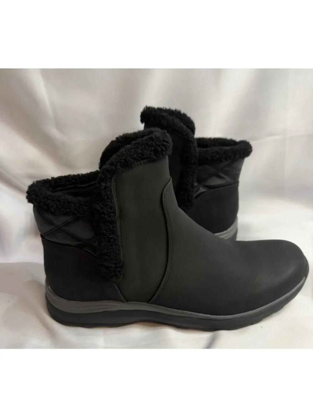 BareTraps Ynez Size 11 Women’s Black Winter Ankle Boots Booties